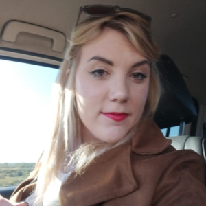 Café manager working in Newton Park